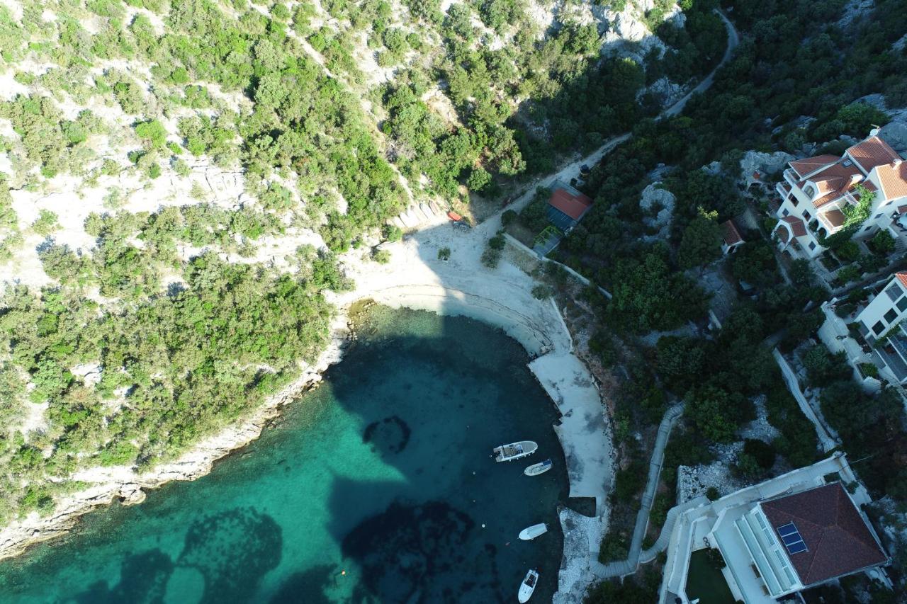 Holiday House Nena With Pool Vinišće 외부 사진