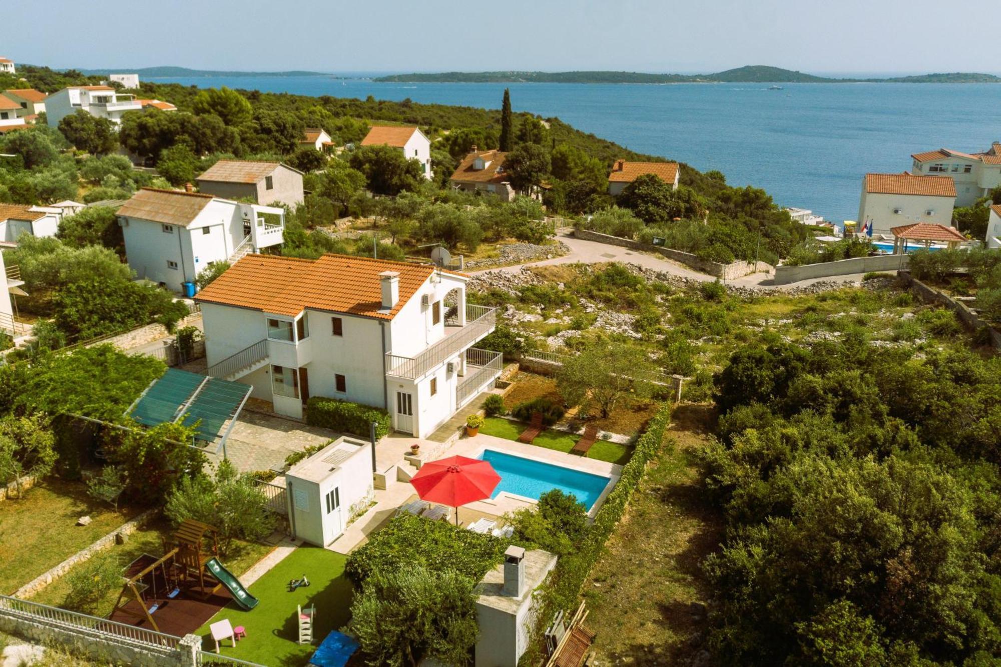 Holiday House Nena With Pool Vinišće 외부 사진