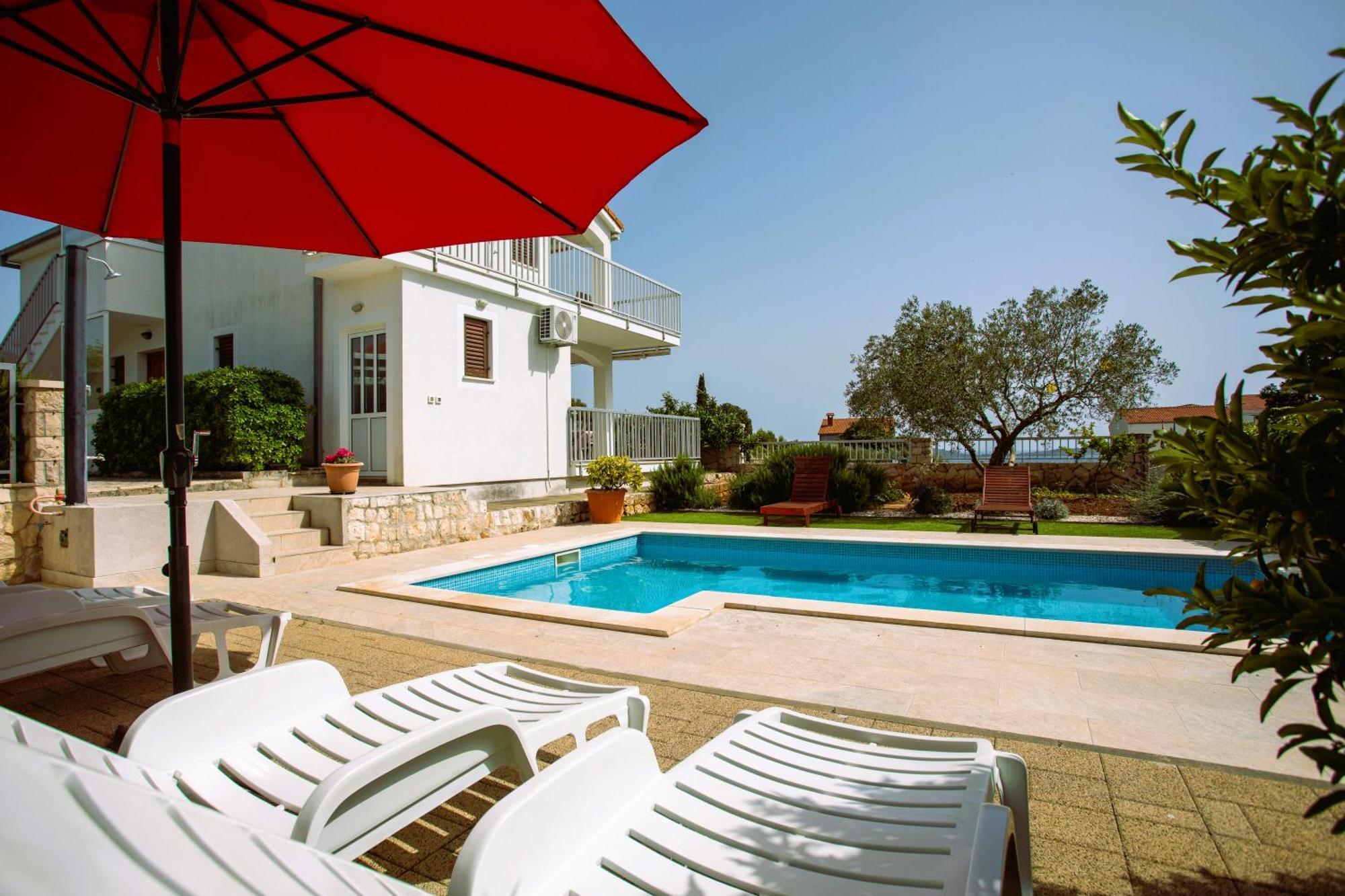 Holiday House Nena With Pool Vinišće 외부 사진