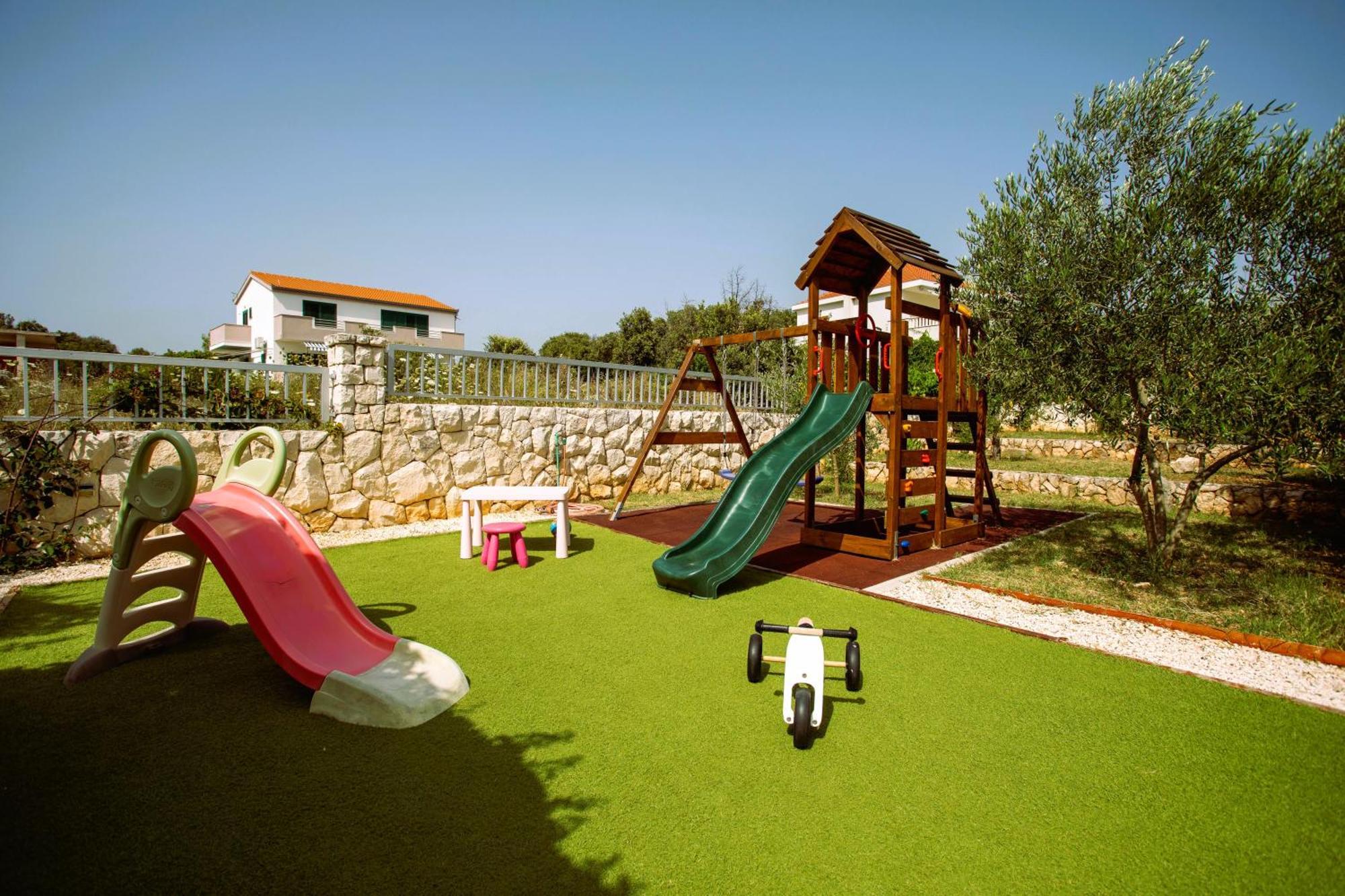 Holiday House Nena With Pool Vinišće 외부 사진