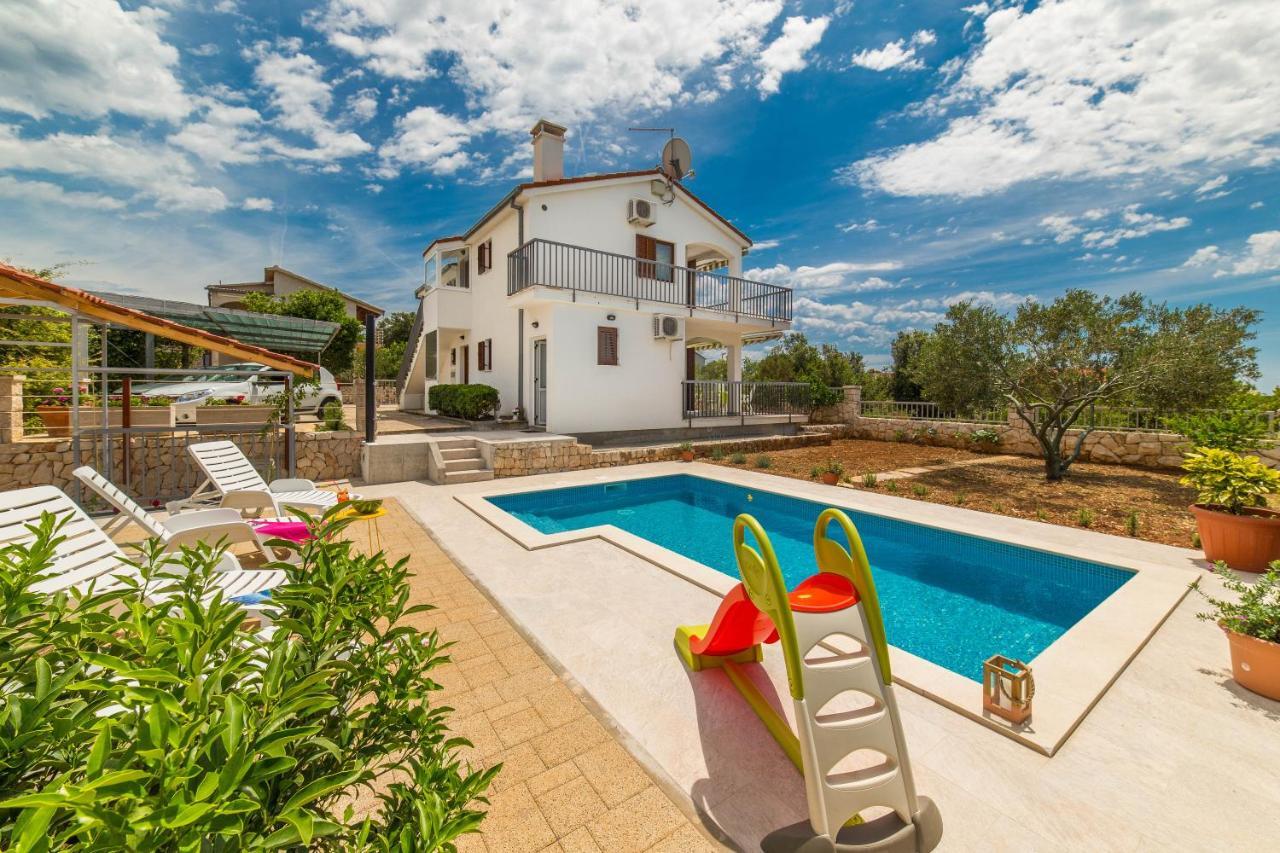 Holiday House Nena With Pool Vinišće 외부 사진