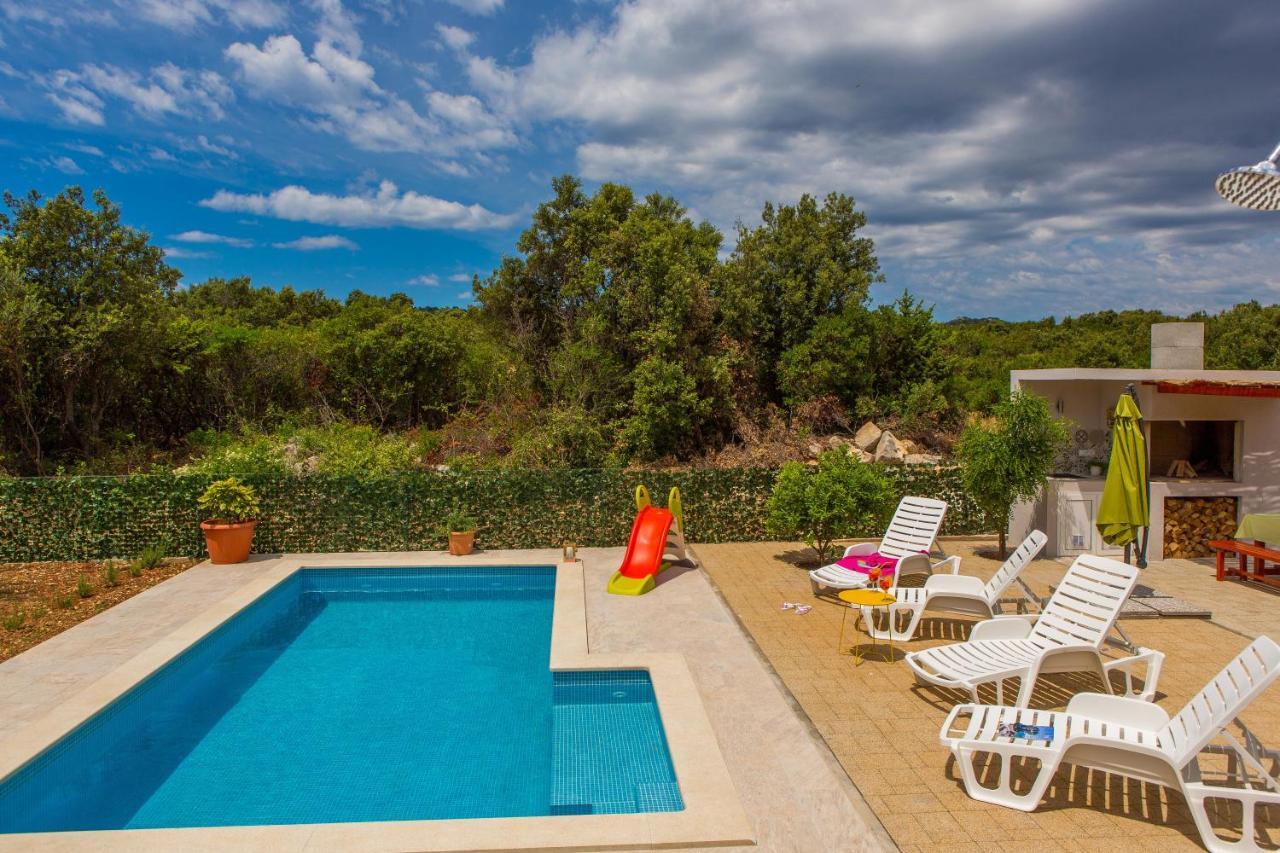 Holiday House Nena With Pool Vinišće 외부 사진